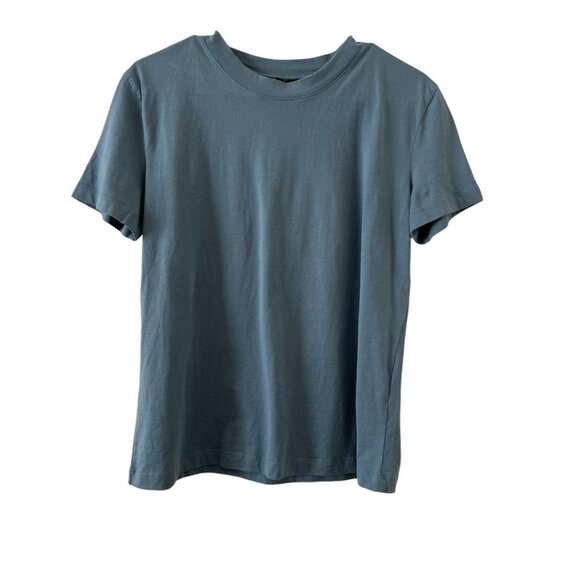 Zara Basic T-Shirt - Picture 2 of 3